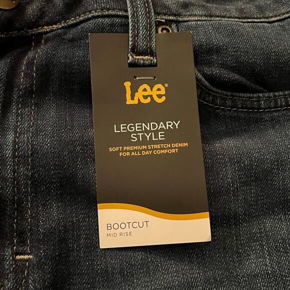 NWT Lee Legendary Style Bootcut Jeans Mid Rise Medium Blue Size 12 Avg/Reg - Picture 5 of 7